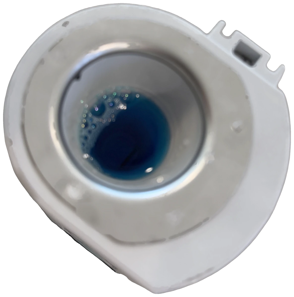 Top view of the AntiMastitor applicator reservoir filled with conductive medium